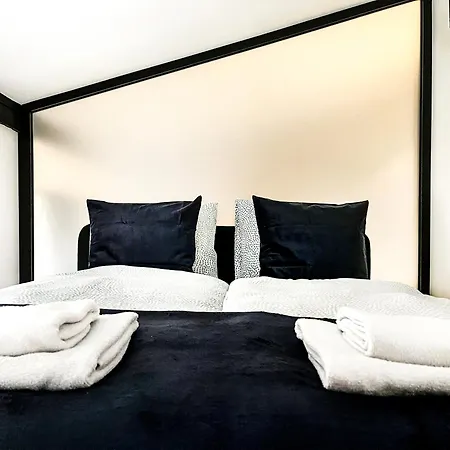 Premium Jacuzzi Apartment, Cracow Old Town *